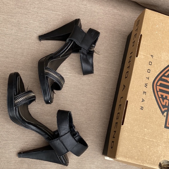 Harley-Davidson Shoes - 2 for $10 - Harley-Davidson Fortune Ladies sandals